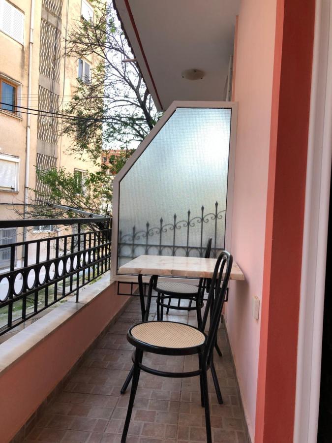 Hotel Rai Sarande Bagian luar foto