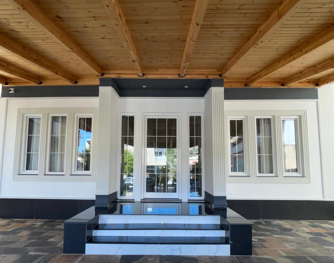 Hotel Rai Sarande Bagian luar foto