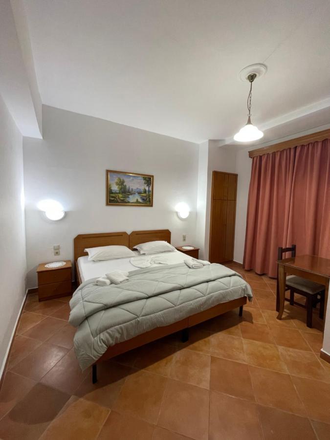 Hotel Rai Sarande Bagian luar foto